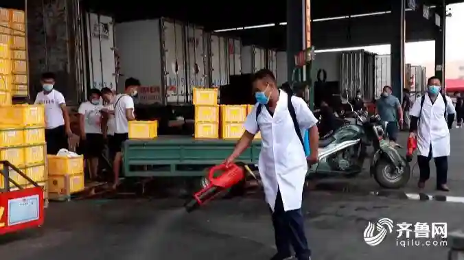 临沂嘉兴水果市场：加强防疫措施 保障水果供应