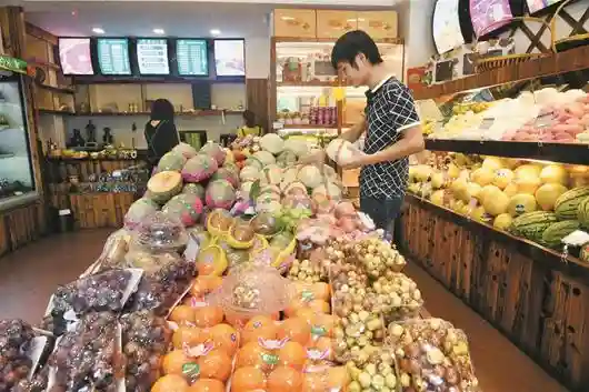 武汉每年新增2000家水果店 10元以下的水果只有寥寥数种