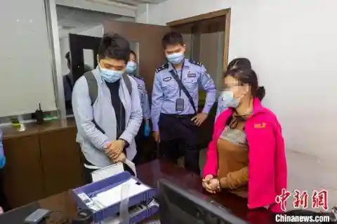 假扮“边民”在边境走私 广州海关破获13.55亿元水果走私案
