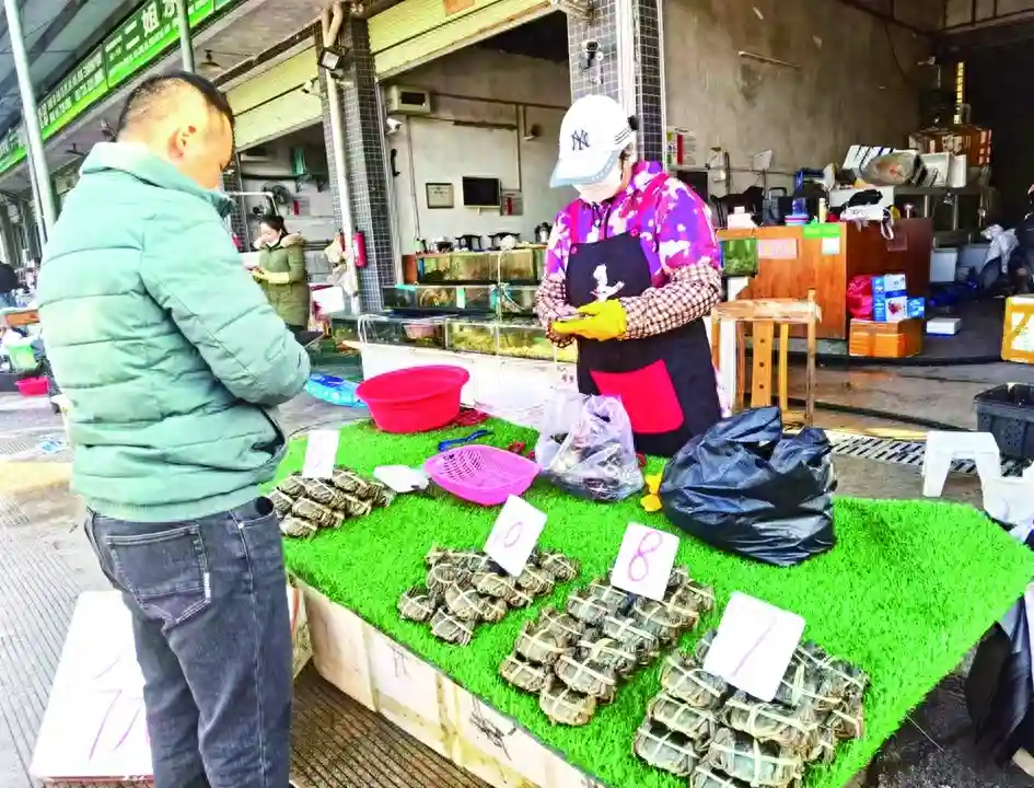 “10元3个”售价堪比“广西水果”！柳州人实现大闸蟹自由了吗？