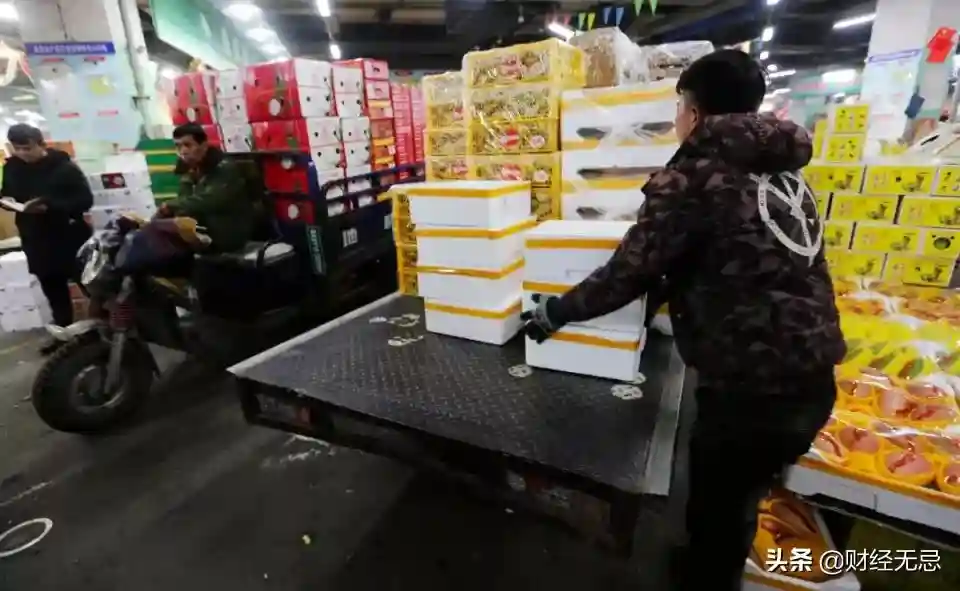 比肩百果园，奔赴港股上市，泰国建厂的水果大王冲出重庆