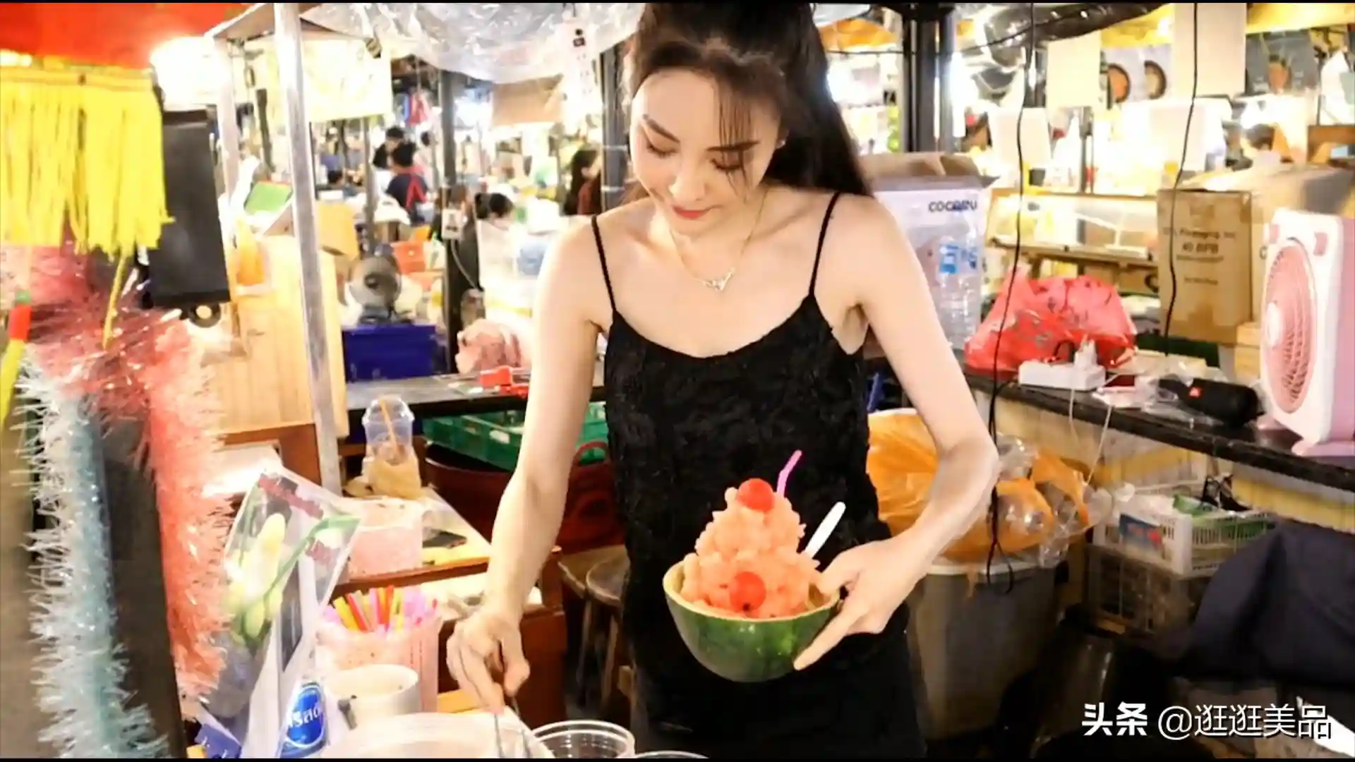 当年很红的泰国“水果西施”，长相精致身材火辣，现在怎么样了？