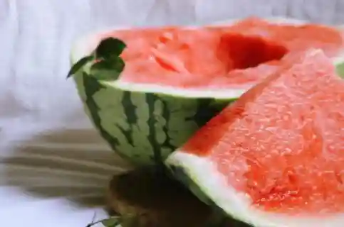 80年代风靡一时的水果，1个重达30斤，如今为何销声匿迹了？