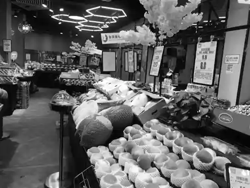 省城一条街连开10家，部分仅勉强维持 水果店“巷战”掘金为哪般
